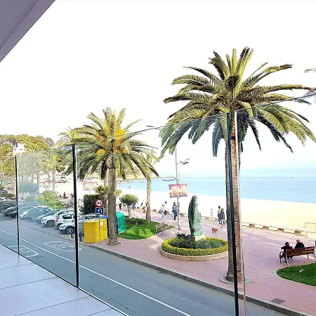 Апартаменты Lloret Paradise Льорет-де-Мар