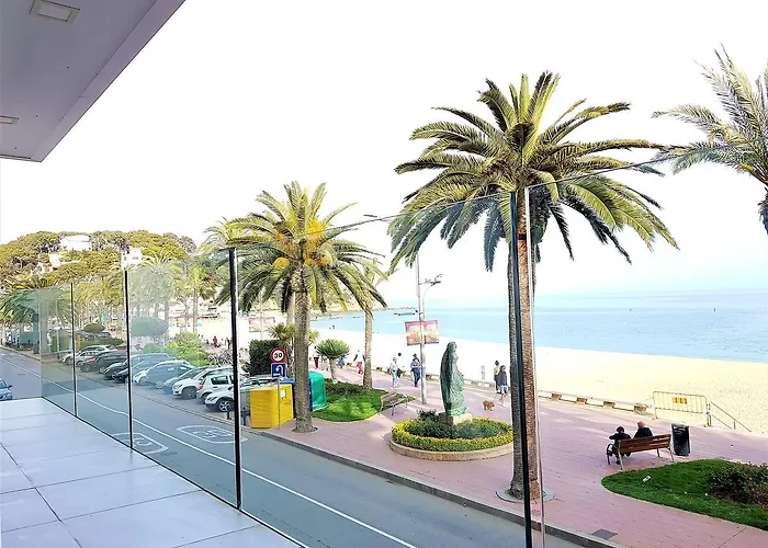 Апартаменты Lloret Paradise Льорет-де-Мар